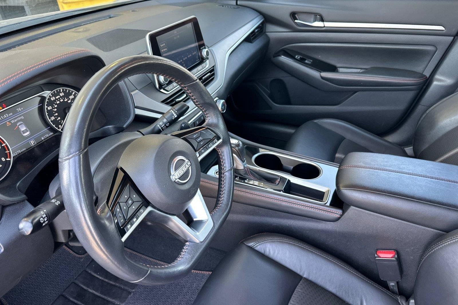 Certified 2024 Nissan Altima 2.5 SR FWD image 10