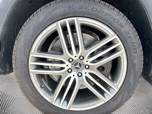Used 2020 Mercedes-Benz GLS 450 4MATIC image 34