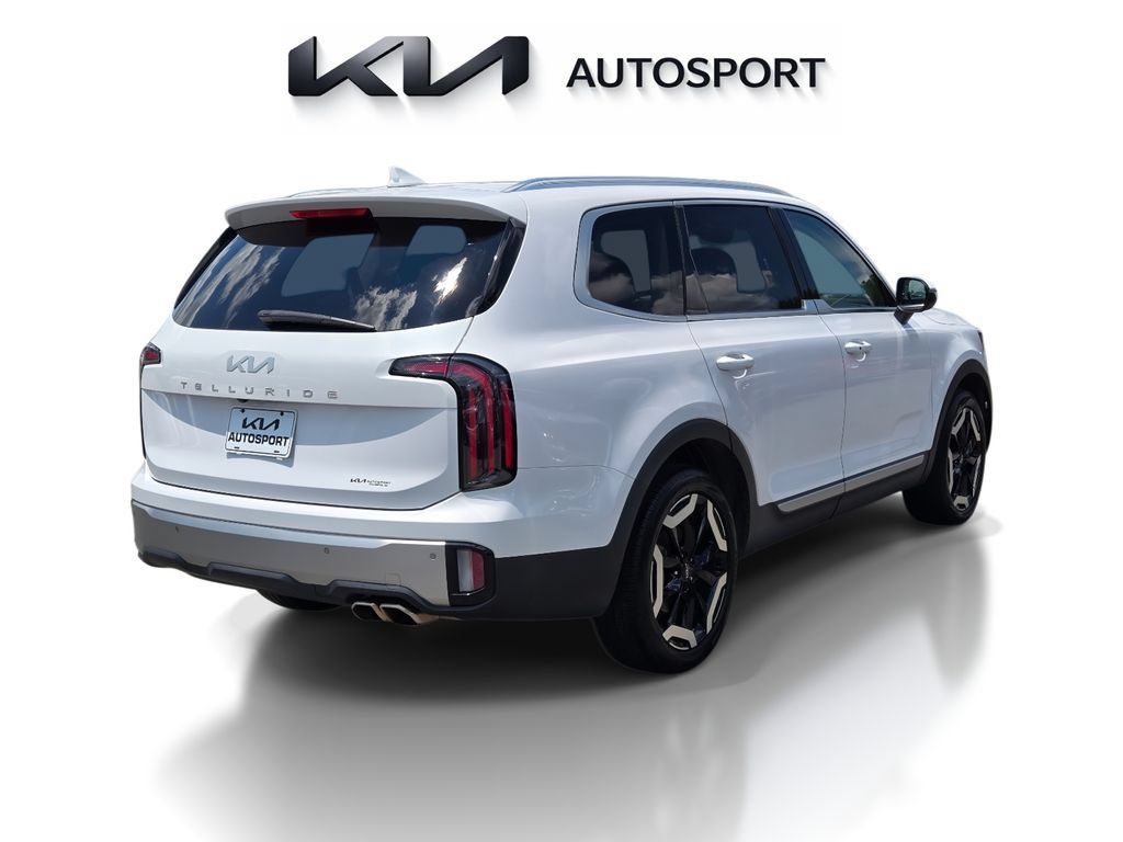 Certified 2023 Kia Telluride EX w/ EX Captain's Chair Package FWD image 8