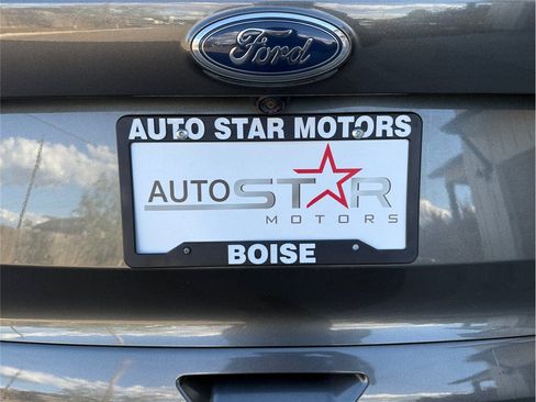 Used 2019 Ford Escape SEL AWD/4WD image 45