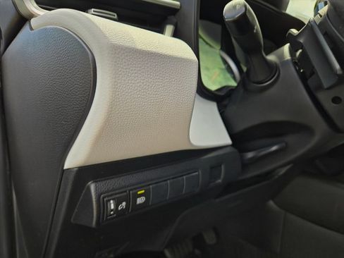 Used 2020 Toyota Corolla SE FWD image 24