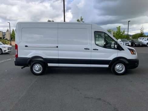 New 2025 Ford Transit 250 148 Medium Roof Extended AWD w/ Load Area Protection Package image 4
