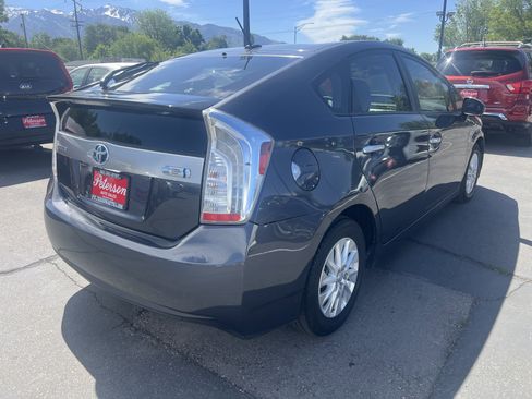 Used 2015 Toyota Prius Prime Plug-In Hybrid FWD image 8