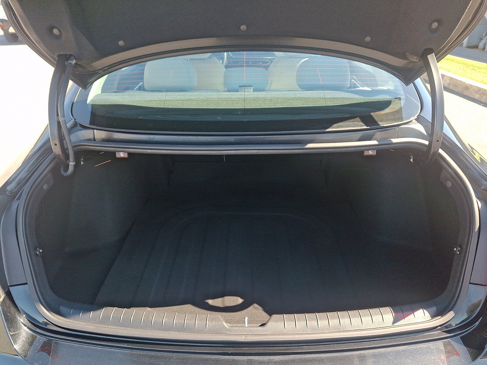 Certified 2022 Hyundai Sonata SEL w/ Convenience Package FWD image 30