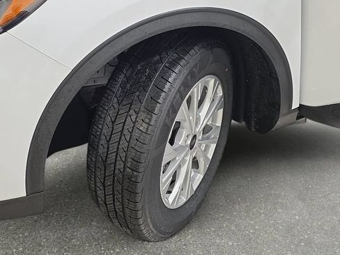 Certified 2023 Ford Escape Active FWD image 28