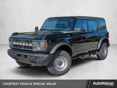 New 2025 Ford Bronco Base image 1