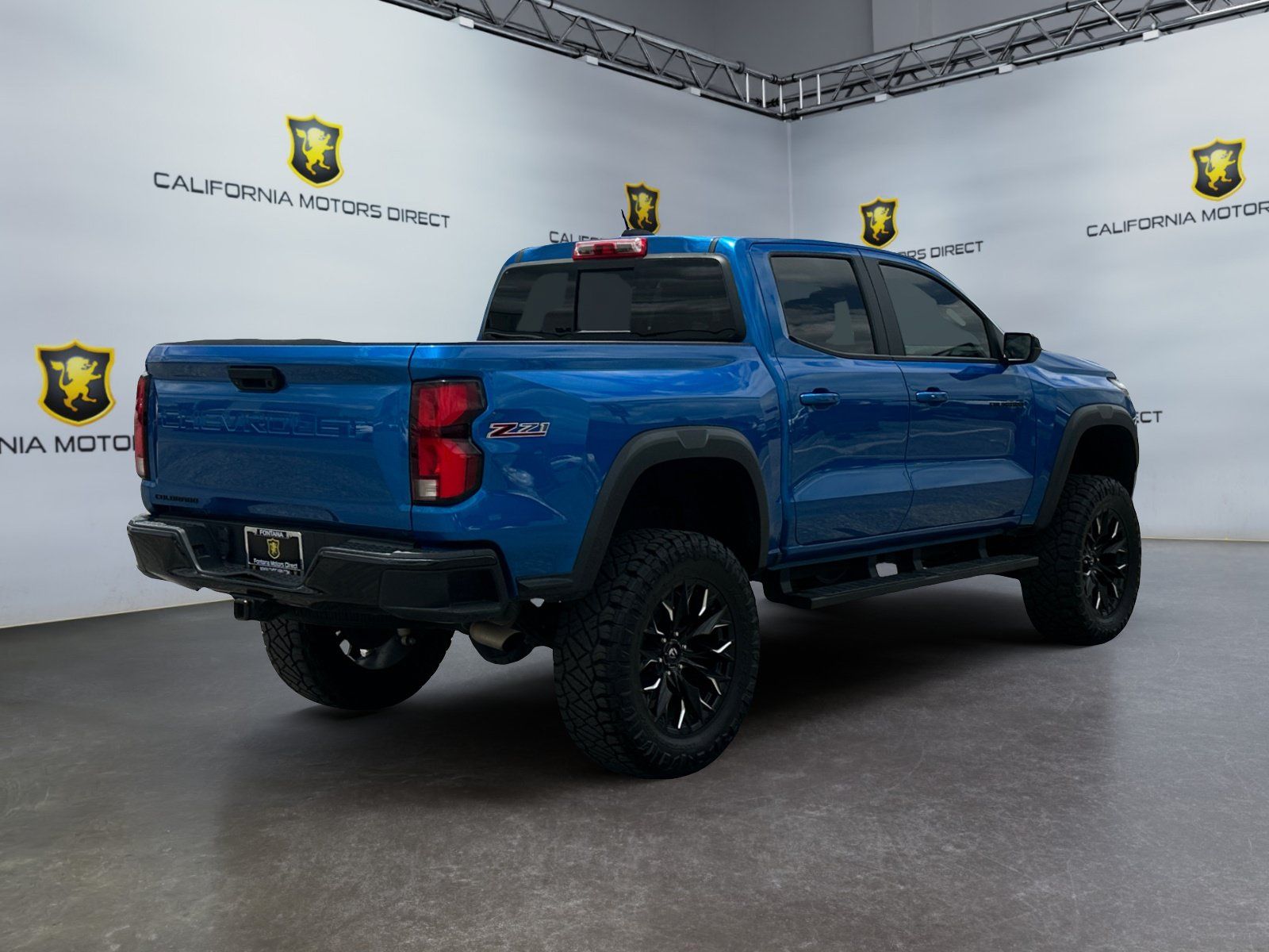 Used 2024 Chevrolet Colorado Z71 w/ Z71 Convenience Package 2 AWD/4WD image 5