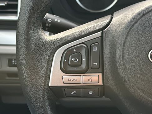 Used 2017 Subaru Forester 2.5i Premium w/ Popular Package #2A AWD/4WD image 11