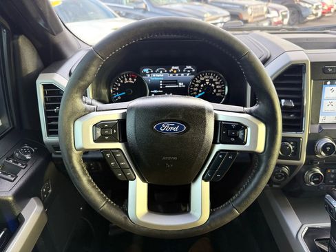 Used 2017 Ford F150 Lariat w/ Equipment Group 502A Luxury image 28