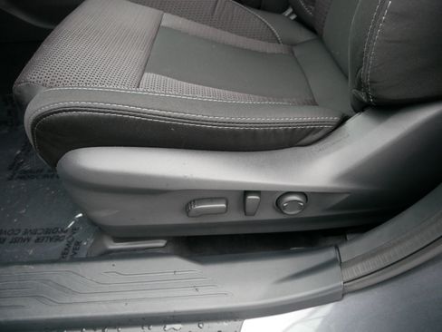 Certified 2025 Subaru Outback Premium AWD/4WD image 19