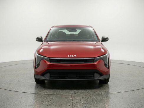 Used 2025 Kia K4 FWD image 2