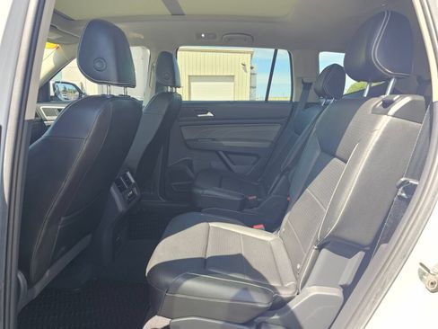 Certified 2023 Volkswagen Atlas SEL AWD/4WD image 12