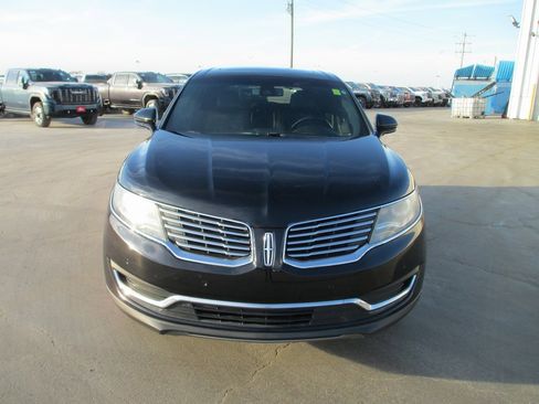 Used 2017 Lincoln MKX Reserve image 10