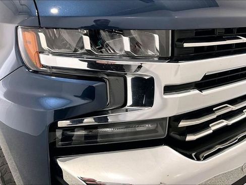 Used 2021 Chevrolet Silverado 1500 LTZ w/ Technology Package AWD/4WD image 33