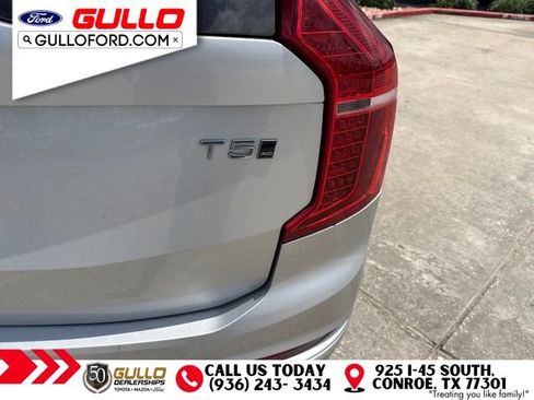 Used 2018 Volvo XC90 T5 Momentum w/ Convenience Package AWD/4WD image 5