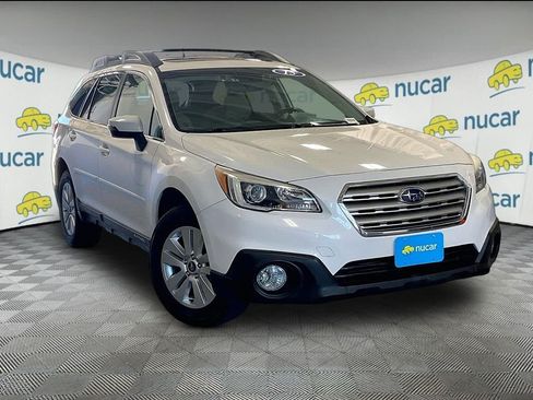 Used 2015 Subaru Outback 2.5i Premium AWD/4WD image 1