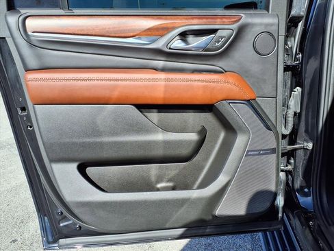 Used 2023 GMC Yukon XL Denali Ultimate w/ LPO, Floor Liner Package image 22