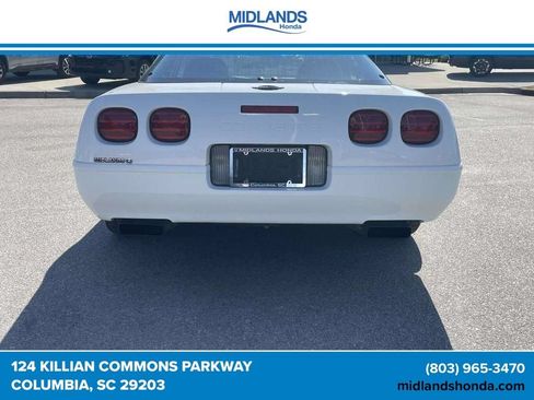 Used 1995 Chevrolet Corvette Coupe RWD image 5