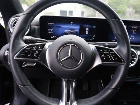 Used 2024 Mercedes-Benz CLA 250 image 32