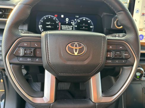 Certified 2025 Toyota 4Runner Limited image 17