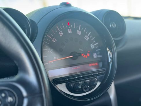 Used 2016 MINI Cooper Countryman w/ Premium Package FWD image 20