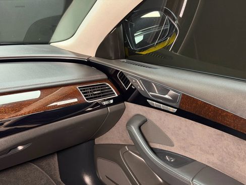 Used 2012 Audi A8 L 4.2 image 26