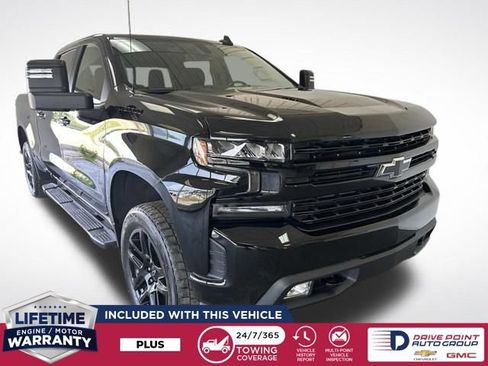 Used 2022 Chevrolet Silverado 1500 RST w/ LPO, Blackout Package AWD/4WD image 1