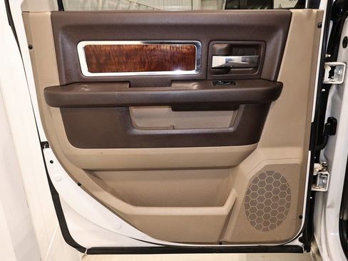 Used 2010 Dodge Ram 2500 Truck Laramie image 14