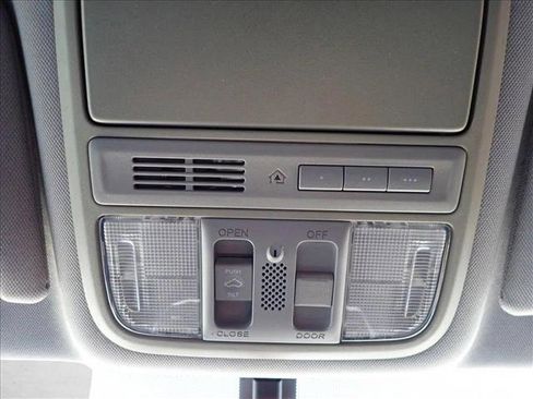 Used 2016 Honda Accord EX-L image 24