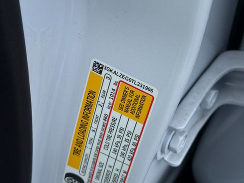 New 2026 GMC Terrain Denali image 32