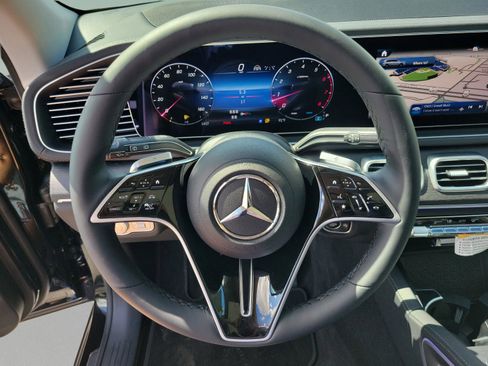 New 2026 Mercedes-Benz GLS 450 4MATIC image 30