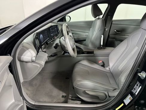 Used 2021 Hyundai Elantra SEL w/ Convenience Package image 11