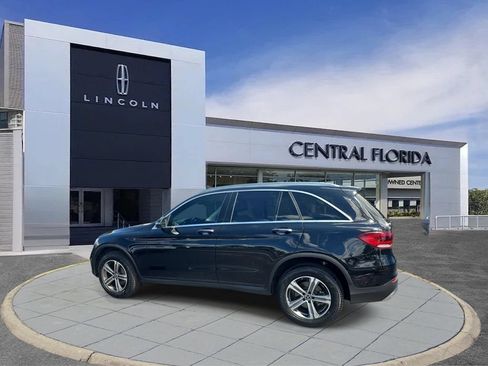 Used 2022 Mercedes-Benz GLC 300 4MATIC image 6