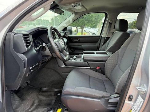 Used 2023 Toyota Tundra SR AWD/4WD image 13