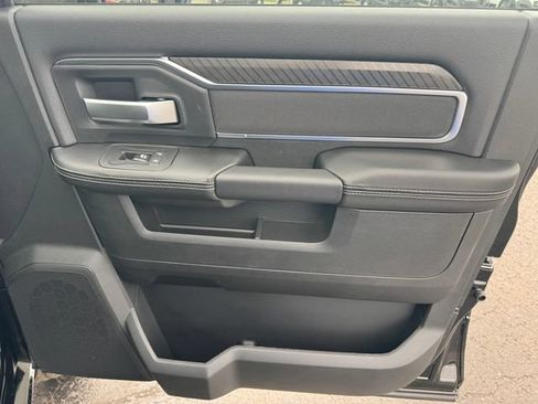 New 2026 RAM 2500 Big Horn AWD/4WD image 13