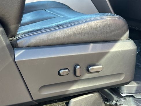 Used 2017 Ford Expedition Limited image 14