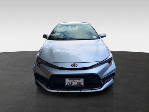 Used 2022 Toyota Corolla SE FWD image 6