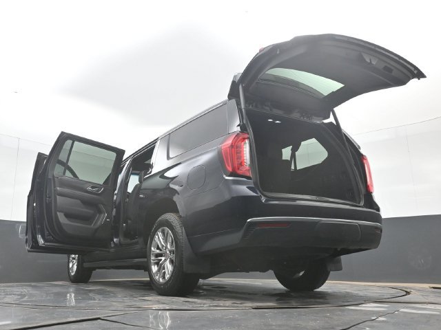 Used 2023 GMC Yukon XL SLT w/ SLT Premium Package AWD/4WD image 57