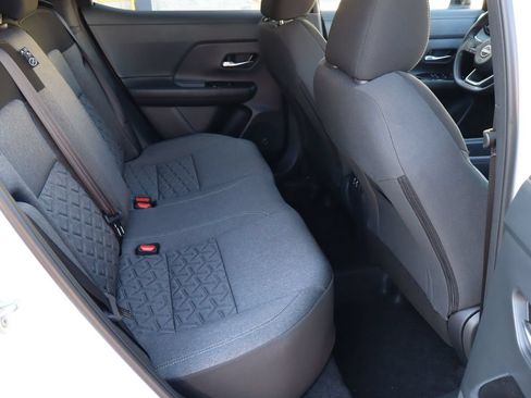 Used 2025 Nissan Kicks SV w/ Illumination Package FWD image 17
