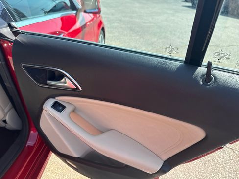 Used 2019 Mercedes-Benz CLA 250 4MATIC w/ Premium Package image 31