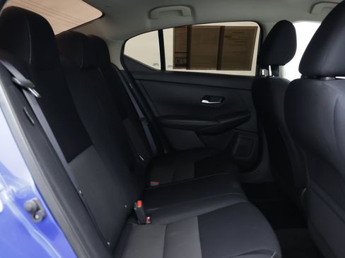 Used 2021 Nissan Sentra SV FWD image 34