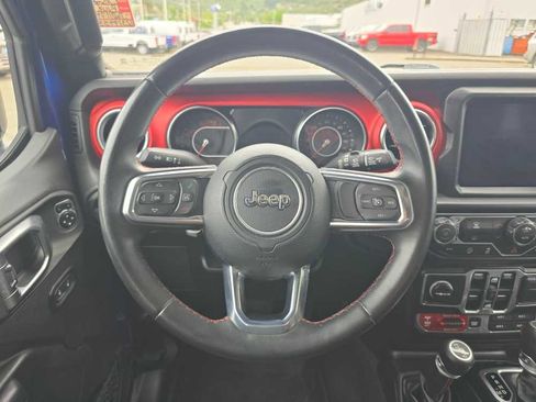 Used 2018 Jeep Wrangler Unlimited Rubicon AWD/4WD image 12