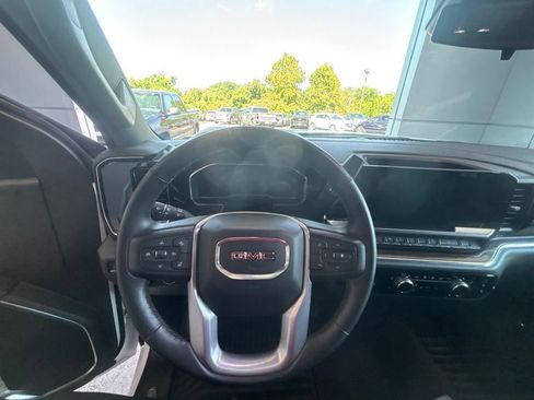 Used 2023 GMC Sierra 1500 Elevation AWD/4WD image 14