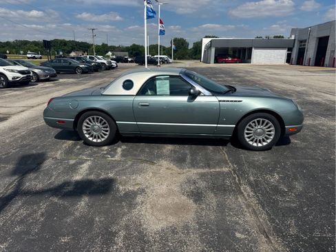 Used 2004 Ford Thunderbird Pacific Coast RWD image 7