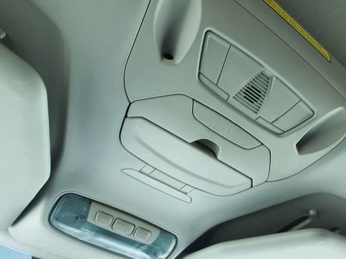 Used 2019 Ford Transit Connect XLT image 27