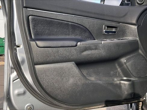 Used 2024 Mitsubishi Outlander Sport SE image 20