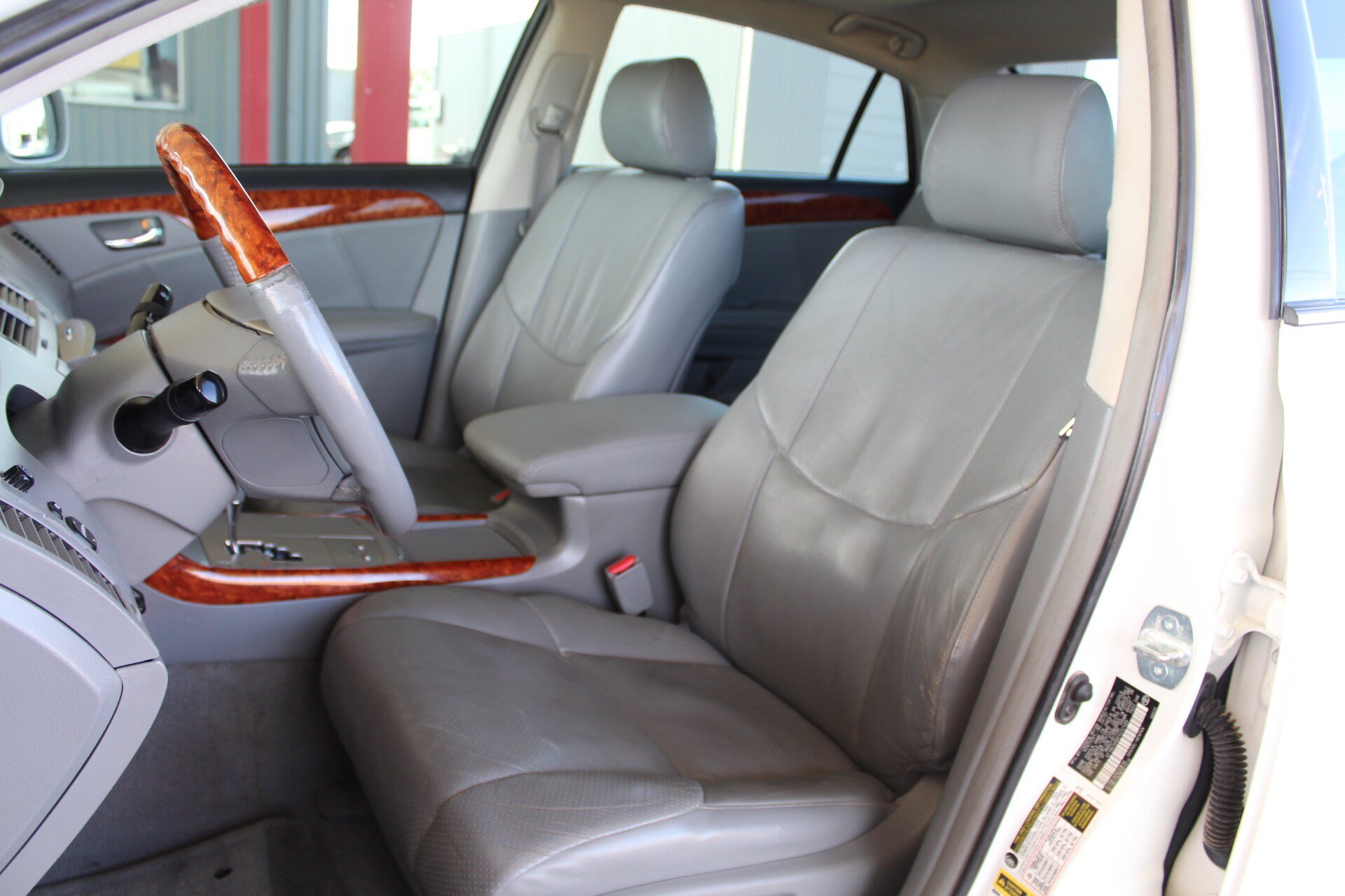 Used 2007 Toyota Avalon Limited FWD image 42
