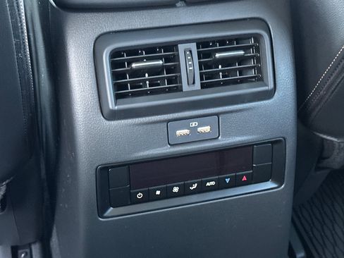 Used 2025 MAZDA CX-90 3.3 Turbo w/ Select Package image 15