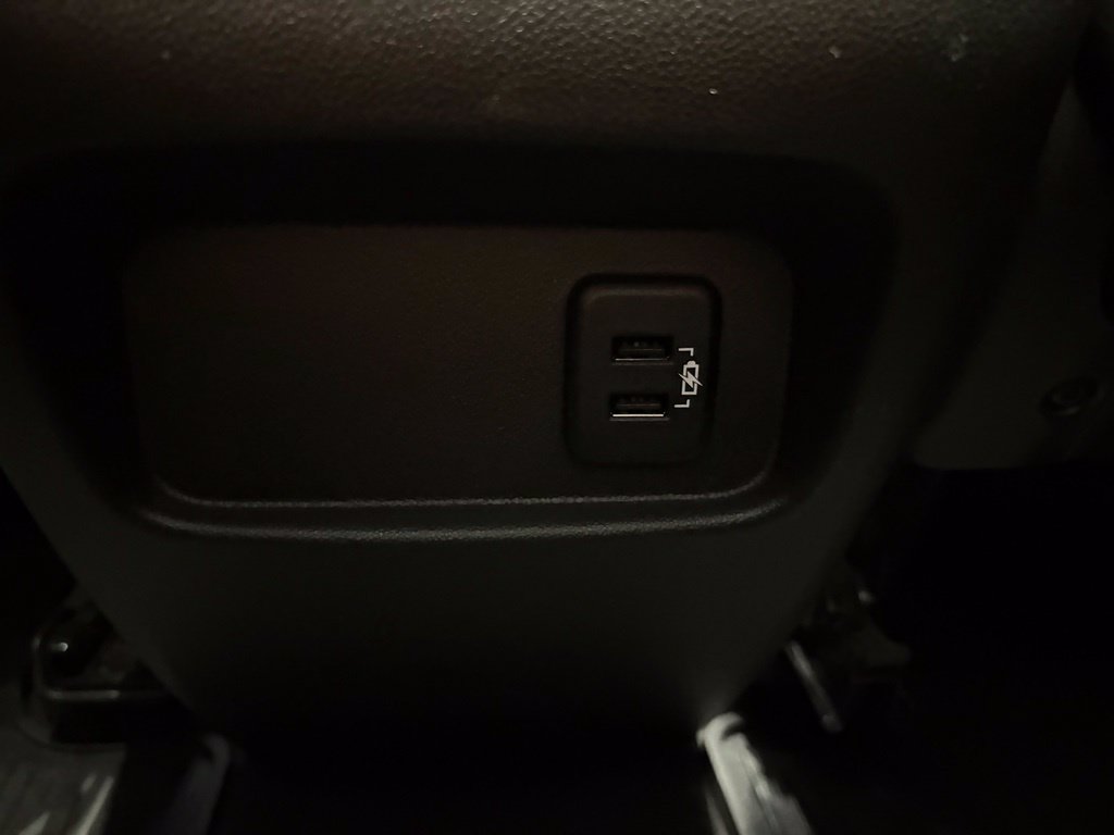 Used 2018 Cadillac XT5 Luxury w/ Driver Awareness Package AWD/4WD image 24