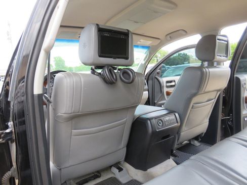 Used 2008 Toyota Sequoia Limited image 32
